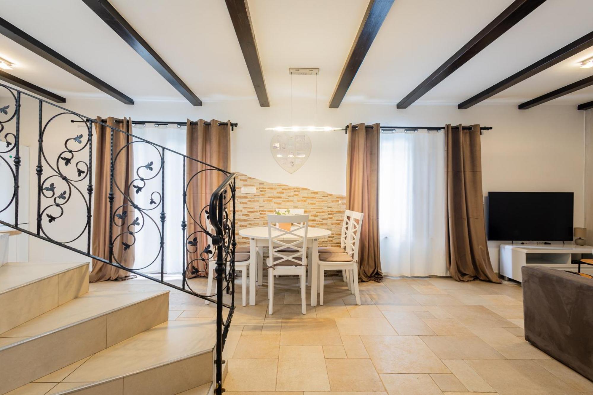 Villa Palanga Трогир Екстериор снимка