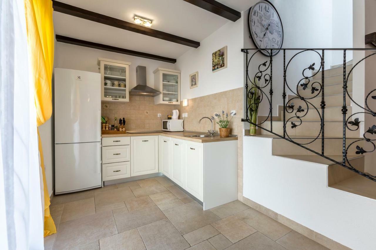 Villa Palanga Трогир Екстериор снимка
